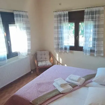 Holiday home τρύπιο λιθάρι - Hollow Stone Agria